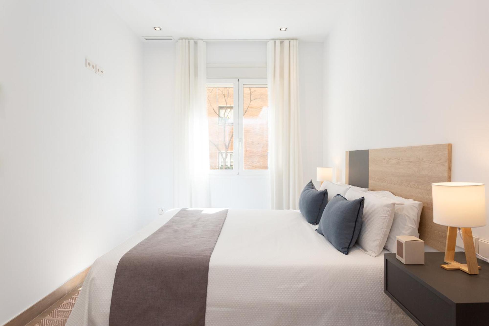 General Oraa - Darya Living Apartment Мадрид Екстериор снимка